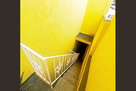 Casa à venda com 246m², 2 quartos e 2 vagasAcesso externo