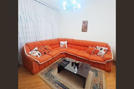 Casa à venda com 246m², 2 quartos e 2 vagasSala