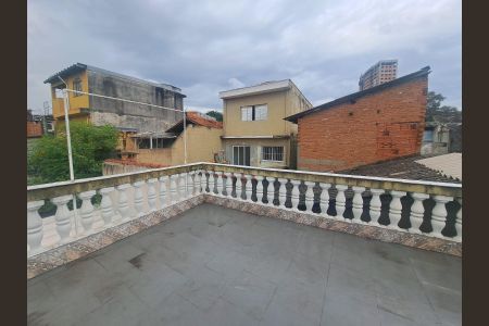 Casa à venda com 246m², 2 quartos e 2 vagasLaje/Varanda