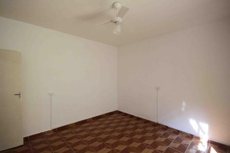 Casa à venda com 298m², 6 quartos e 4 vagas Casa à venda com 298m², 6 quartos e 4 vagasQuarto 03