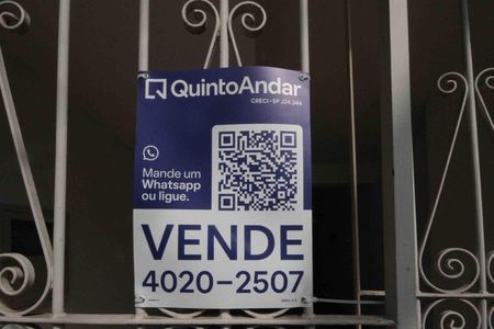 Casa à venda com 298m², 6 quartos e 4 vagas Casa à venda com 298m², 6 quartos e 4 vagasPlaca