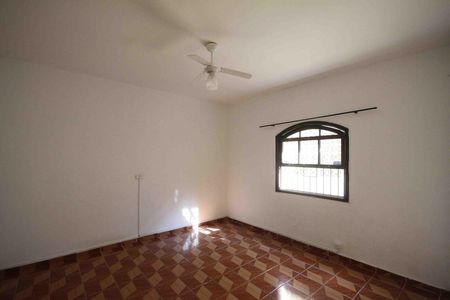 Casa à venda com 298m², 6 quartos e 4 vagas Casa à venda com 298m², 6 quartos e 4 vagasQuarto 03