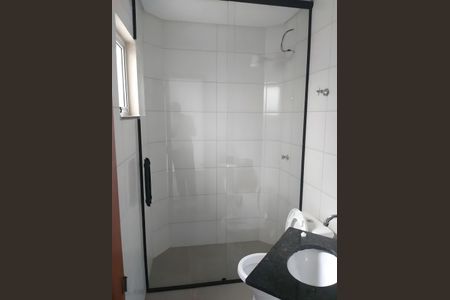 Banheiro de apartamento à venda com 2 quartos, 44m² em Parque Erasmo Assunção, Santo André