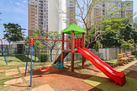 Apartamento à venda com 43m², 2 quartos e sem vagaÁrea comum - Playground