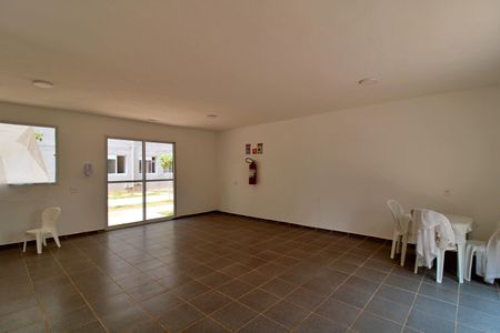 Apartamento à venda com 43m², 2 quartos e sem vagaÁrea comum - Salão de festas