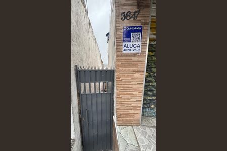 Casa para alugar com 50m², 2 quartos e sem vaga Casa para alugar com 50m², 2 quartos e sem vagaFachada