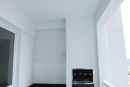 Varanda de apartamento para alugar com 2 quartos, 84m² em Parque Esplanada, Embu das Artes