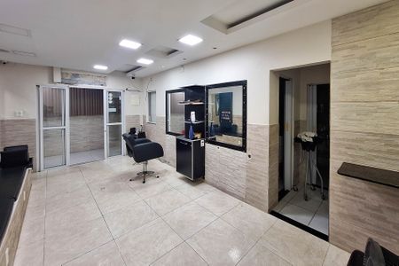 Casa à venda com 300m², 2 quartos e 12 vagasSala 1