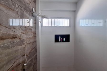 Casa à venda com 300m², 2 quartos e 12 vagasBanheiro 2