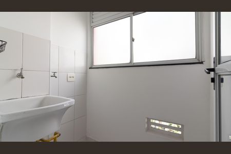 Apartamento à venda com 43m², 2 quartos e sem vaga Apartamento à venda com 43m², 2 quartos e sem vagaÁrea de Serviço