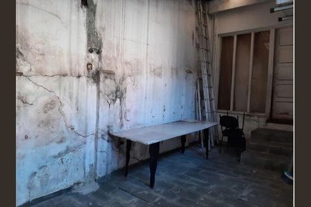 Casa à venda com 210m², 3 quartos e 2 vagas