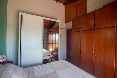 Casa à venda com 200m², 3 quartos e 2 vagasQuarto 2