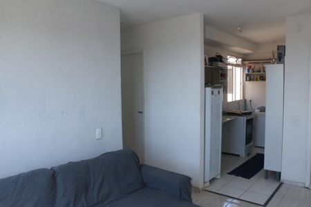 Sala de apartamento para alugar com 1 quarto, 45m² em Cerâmica, Nova Iguaçu