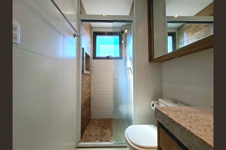 Apartamento à venda com 65m², 2 quartos e 1 vaga Apartamento à venda com 65m², 2 quartos e 1 vagaBanheiro da Suíte