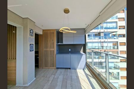 Apartamento à venda com 65m², 2 quartos e 1 vaga Apartamento à venda com 65m², 2 quartos e 1 vagaVaranda