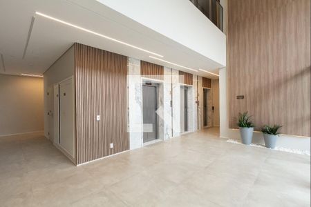 Apartamento à venda com 65m², 2 quartos e 1 vaga Apartamento à venda com 65m², 2 quartos e 1 vagaHall