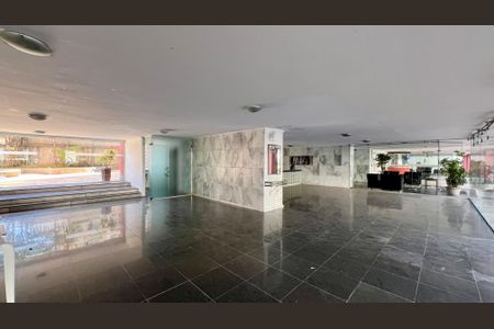 Apartamento à venda com 117m², 2 quartos e 1 vaga Apartamento à venda com 117m², 2 quartos e 1 vagaSalão de Festas