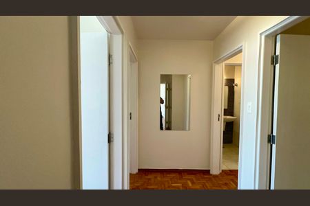 Apartamento à venda com 117m², 2 quartos e 1 vaga Apartamento à venda com 117m², 2 quartos e 1 vagaCorredor