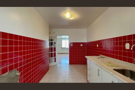 Apartamento à venda com 117m², 2 quartos e 1 vaga Apartamento à venda com 117m², 2 quartos e 1 vagaCozinha