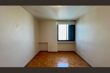 Apartamento à venda com 117m², 2 quartos e 1 vaga Apartamento à venda com 117m², 2 quartos e 1 vagaQuarto