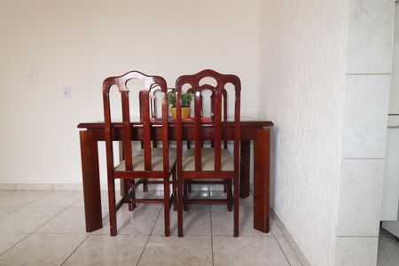 Sala de apartamento para alugar com 2 quartos, 55m² em Jardim Alvorada, Santo André