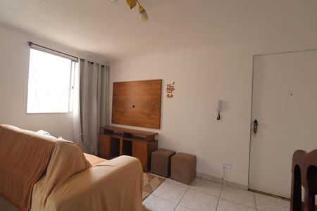 Sala de apartamento para alugar com 2 quartos, 55m² em Jardim Alvorada, Santo André