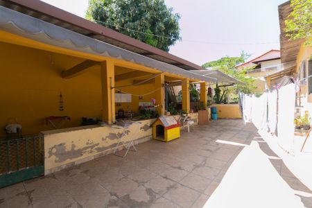 Casa para alugar com 360m², 4 quartos e 1 vaga