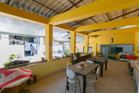 Casa para alugar com 360m², 4 quartos e 1 vaga