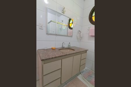 Casa para alugar com 360m², 4 quartos e 1 vaga