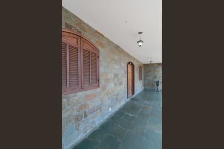 Casa para alugar com 360m², 4 quartos e 1 vaga