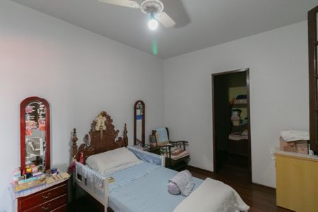 Casa para alugar com 360m², 4 quartos e 1 vaga