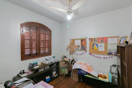 Casa para alugar com 360m², 4 quartos e 1 vaga