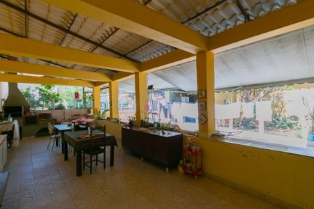 Casa para alugar com 360m², 4 quartos e 1 vaga