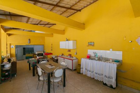 Casa para alugar com 360m², 4 quartos e 1 vaga