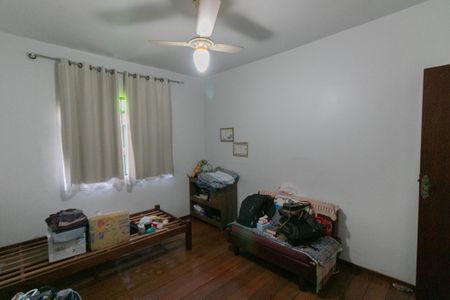 Casa para alugar com 360m², 4 quartos e 1 vaga