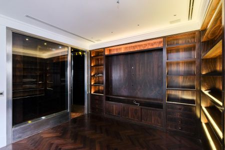 Apartamento à venda com 268m², 2 quartos e 4 vagasSala