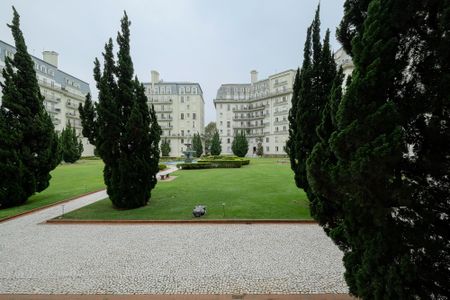 Apartamento à venda com 268m², 2 quartos e 4 vagasVista