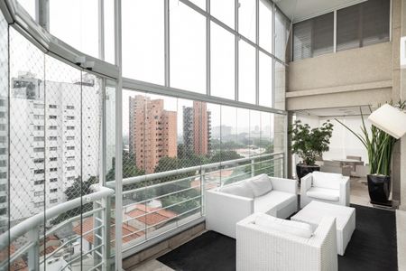 Varanda de apartamento à venda com 4 quartos, 347m² em Indianópolis, São Paulo