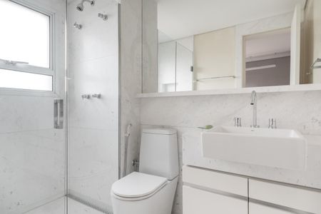 Apartamento à venda com 347m², 4 quartos e 5 vagasBanheiro