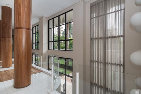 Apartamento à venda com 347m², 4 quartos e 5 vagasVista