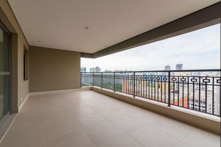 Apartamento à venda com 137m², 3 quartos e 3 vagasVaranda