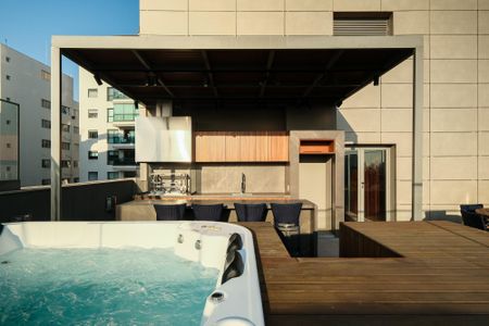 Apartamento à venda com 260m², 3 quartos e 3 vagasTerraço