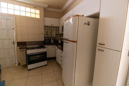 Casa à venda com 320m², 5 quartos e sem vagaCozinha