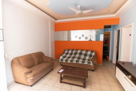 Casa à venda com 320m², 5 quartos e sem vagaSala