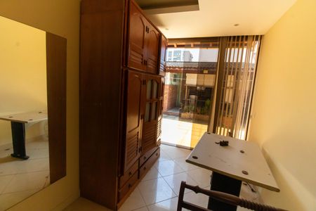 Casa à venda com 320m², 5 quartos e sem vagaQuarto Externo 2