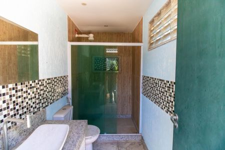 Casa à venda com 320m², 5 quartos e sem vagaBanheiro Externo