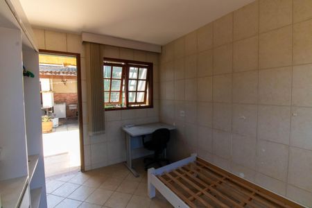 Casa à venda com 320m², 5 quartos e sem vagaQuarto Externo 3