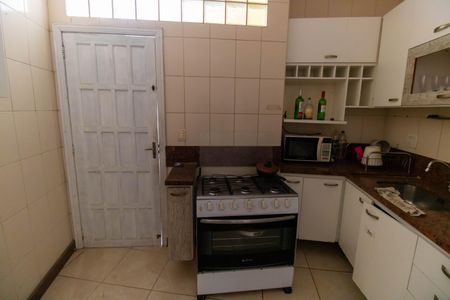 Casa à venda com 320m², 5 quartos e sem vagaCozinha