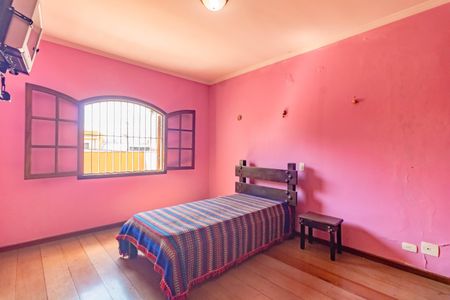 Casa à venda com 203m², 3 quartos e 3 vagas