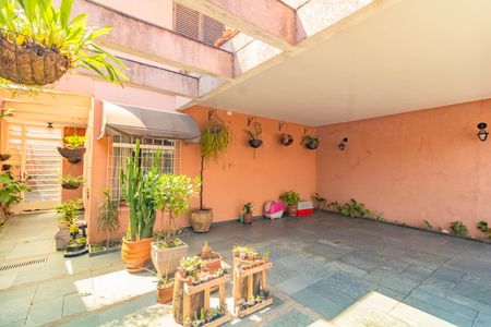 Casa à venda com 203m², 3 quartos e 3 vagas